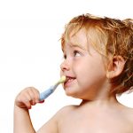 clinica-dentale-blog-mamma-lavarsi-i-denti